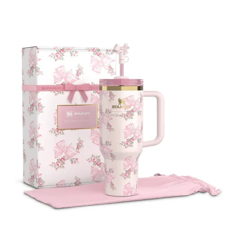The Stanley x LoveShackFancy Holiday Quencher 40 oz – Pink